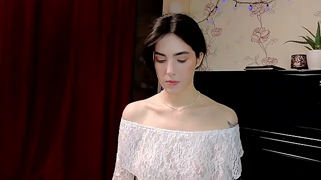 Snapshot of di_moon chatting on October 2025 02:26:01 PM di moon online show from October 2025 02:26:01 PM