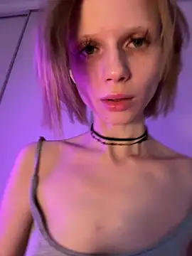 bunnyirisluv online show from March 2026 10:50:01 PM