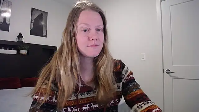 Snapshot of naughtyfox89 chatting on February 2026 03:18:01 AM naughtyfox89 online show from February 2026 03:18:01 AM