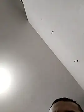 Snapshot of Valen_Squirt04 chatting on January 2026 01:57:02 PM Valen Squirt04 online show from January 2026 01:57:02 PM