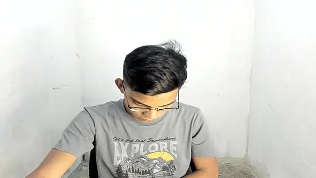 Deivi colins 23 online show from October 2025 11:57:02 PM