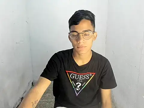 Deivi colins 23 online show from October 2025 12:22:02 AM