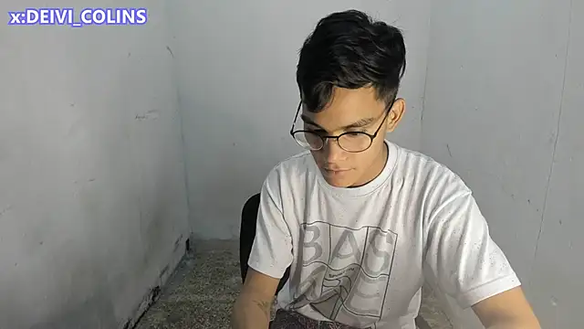 Deivi colins 23 online show from October 2025 09:59:01 PM