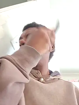 Snapshot of MrBigDickShow chatting on November 2025 02:51:01 PM MrBigDickShow online show from November 2025 02:51:01 PM