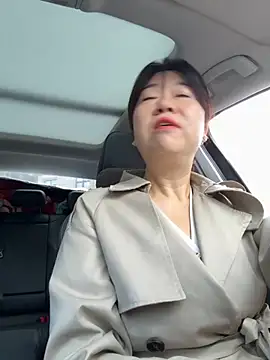 siru-love online show from October 2025 03:49:02 AM