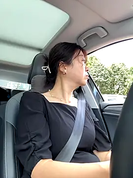 siru-love online show from October 2025 04:56:02 AM