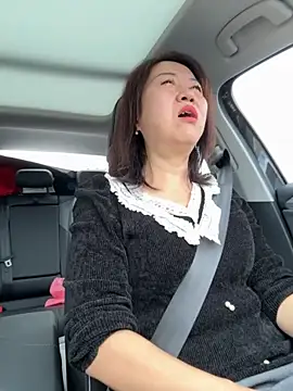 siru-love online show from October 2025 04:04:01 AM