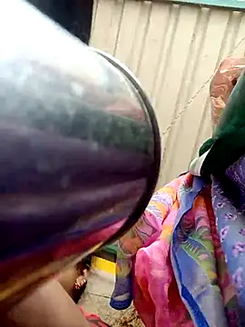 Snapshot of harinisree chatting on November 2025 04:00:01 AM harinisree online show from November 2025 04:00:01 AM