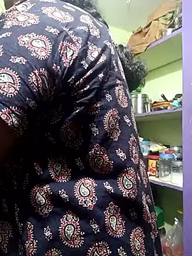 Snapshot of harinisree chatting on December 2025 01:02:02 AM harinisree online show from December 2025 01:02:02 AM