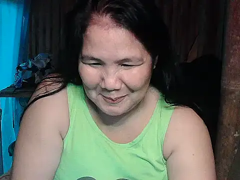 Snapshot of milagrose_rose chatting on May 2026 11:07:02 AM milagrose rose online show from May 2026 11:07:02 AM