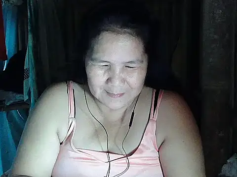 Snapshot of milagrose_rose chatting on May 2026 11:17:01 AM milagrose rose online show from May 2026 11:17:01 AM