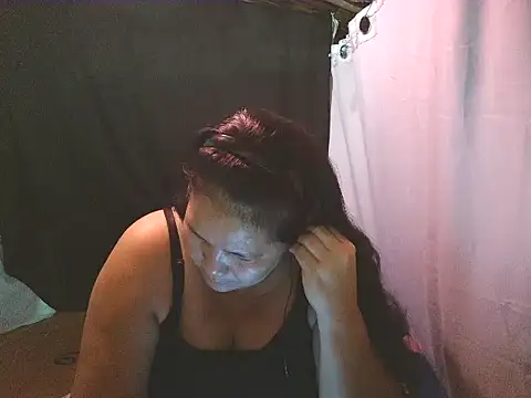 Snapshot of milagrose_rose chatting on May 2026 04:25:02 PM milagrose rose online show from May 2026 04:25:02 PM
