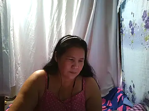 Snapshot of milagrose_rose chatting on May 2026 01:57:16 AM milagrose rose online show from May 2026 01:57:16 AM