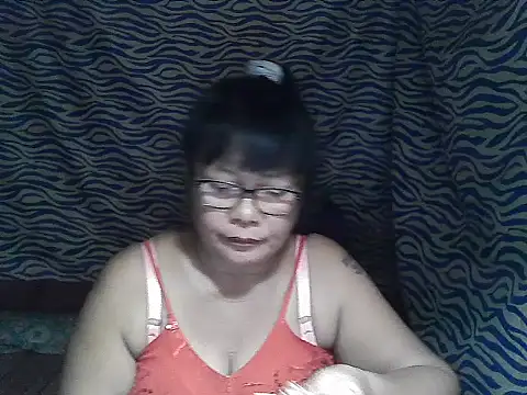 Snapshot of joy_cute chatting on December 2025 12:06:01 AM joy cute online show from December 2025 12:06:01 AM