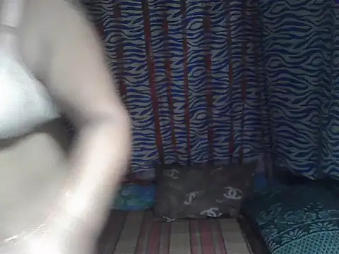 Snapshot of joy_cute chatting on February 2026 11:44:01 PM joy cute online show from February 2026 11:44:01 PM