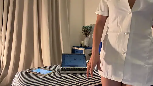 xiaowan x online show from April 2026 03:09:01 PM