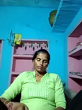 Snapshot of Mohni_cute chatting on October 2025 12:39:02 PM Mohni cute online show from October 2025 12:39:02 PM