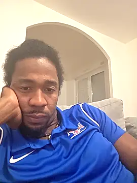 cracha online show from October 2025 12:08:02 AM