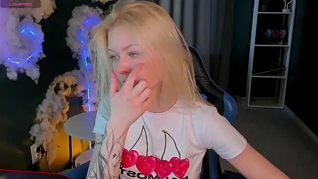 Callista a online show from April 2026 03:02:01 AM