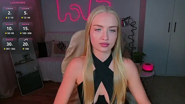 TessaGrays online show from May 2026 12:14:02 PM