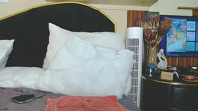 CynnxxxBarb online show from March 2026 08:38:01 PM