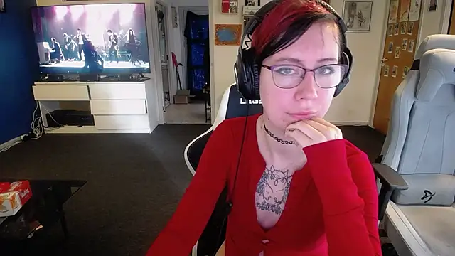 TattooedGirls online show from October 2025 09:39:01 AM