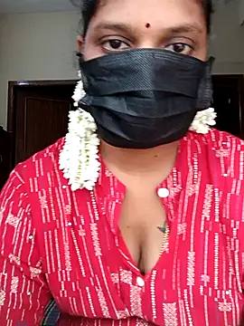 Snapshot of Kanneeswari chatting on November 2025 04:23:02 AM Kanneeswari online show from November 2025 04:23:02 AM