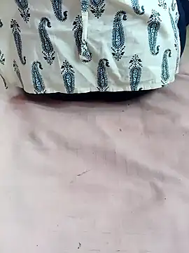 Snapshot of Kanneeswari chatting on November 2025 01:37:01 AM Kanneeswari online show from November 2025 01:37:01 AM