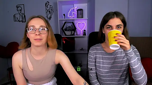 Snapshot of lina_fox12 chatting on November 2025 01:24:02 PM lina fox12 online show from November 2025 01:24:02 PM