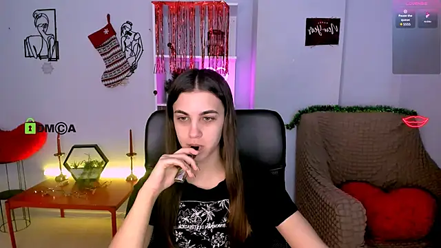 Snapshot of lina_fox12 chatting on January 2026 01:57:02 PM lina fox12 online show from January 2026 01:57:02 PM