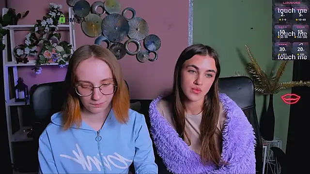 Snapshot of lina_fox12 chatting on January 2026 04:44:01 PM lina fox12 online show from January 2026 04:44:01 PM