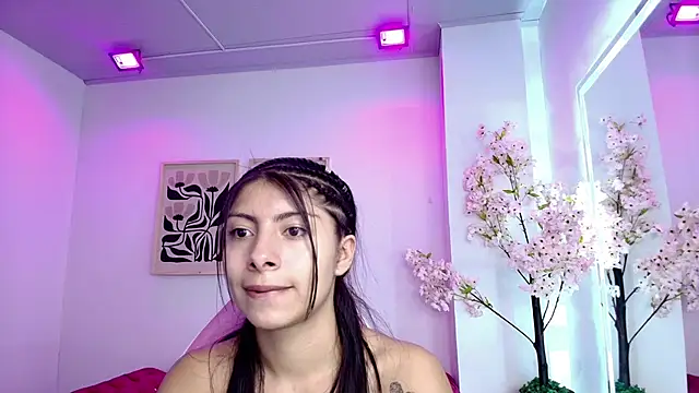 Gabriela milani online show from April 2026 11:27:02 AM