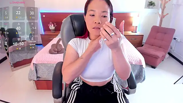 Snapshot of Mafe_Kailina chatting on April 2026 07:47:02 PM Mafe Kailina online show from April 2026 07:47:02 PM