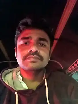 puneriboy32 online show from November 2025 04:17:02 PM