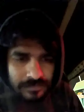 puneriboy32 online show from December 2025 06:03:01 PM