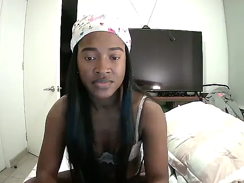 Snapshot of Bren033 chatting on October 2025 12:41:02 AM Bren033 online show from October 2025 12:41:02 AM