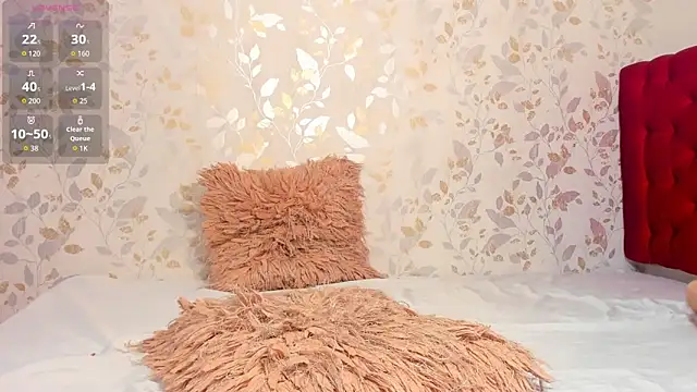 Luciaoregon online show from November 2025 01:10:01 PM