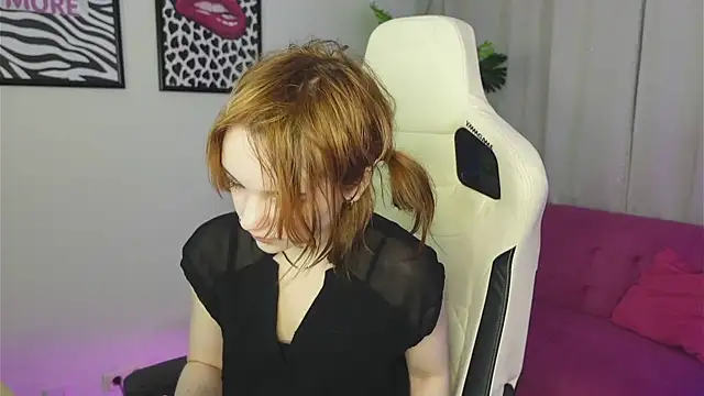 Snapshot of Staymonica chatting on January 2026 12:55:01 PM Staymonica online show from January 2026 12:55:01 PM