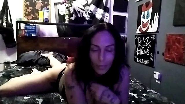 inkdhollow1 online show from October 2025 03:18:01 AM