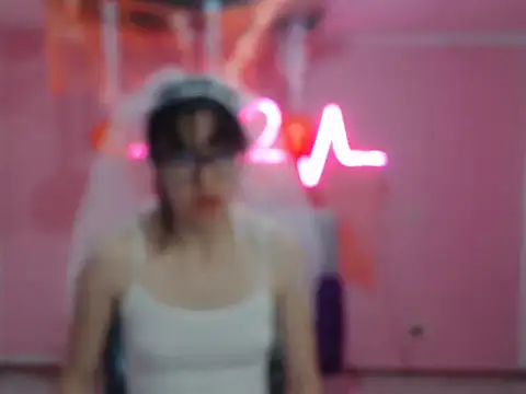 Snapshot of cristal_hills_19 chatting on October 2025 02:38:02 PM cristal hills 19 online show from October 2025 02:38:02 PM