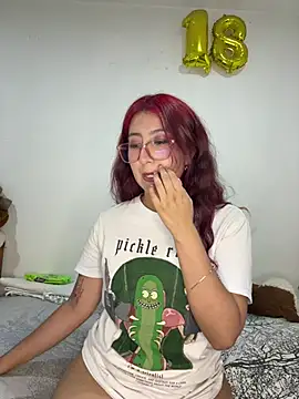 Snapshot of saramooon chatting on January 2026 07:19:02 PM saramooon online show from January 2026 07:19:02 PM