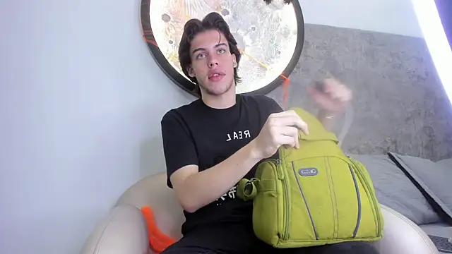 Lucian grey online show from October 2025 03:39:02 AM