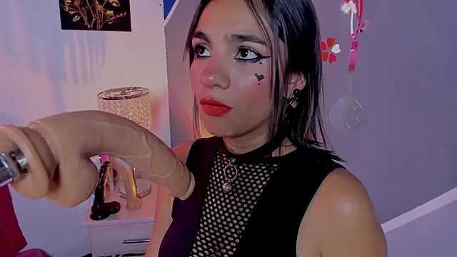 susi hot13 online show from December 2025 10:05:02 PM