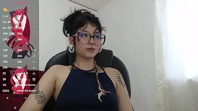 Lia Carter  online show from February 2026 10:33:01 PM