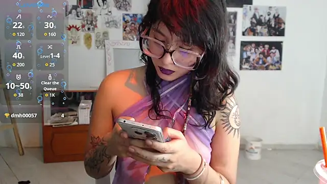 Lia Carter  online show from May 2026 08:59:01 PM