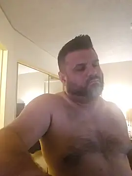Roddog18 online show from May 2026 01:46:01 AM