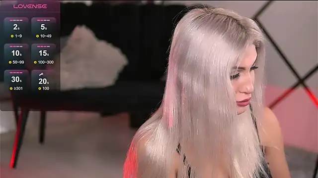 Snapshot of AuroraSins chatting on October 2025 06:06:02 AM AuroraSins online show from October 2025 06:06:02 AM