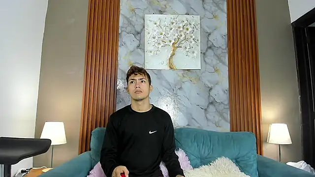 Snapshot of VERY_HOT_GUYS chatting on March 2026 01:18:01 PM VERY HOT GUYS online show from March 2026 01:18:01 PM