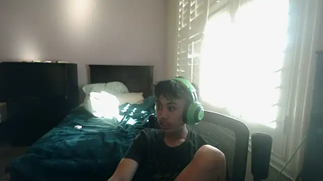 Snapshot of youngasianboy2007 chatting on February 2026 11:20:02 PM youngasianboy2007 online show from February 2026 11:20:02 PM