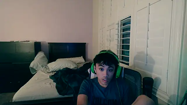 Snapshot of youngasianboy2007 chatting on February 2026 01:54:01 AM youngasianboy2007 online show from February 2026 01:54:01 AM